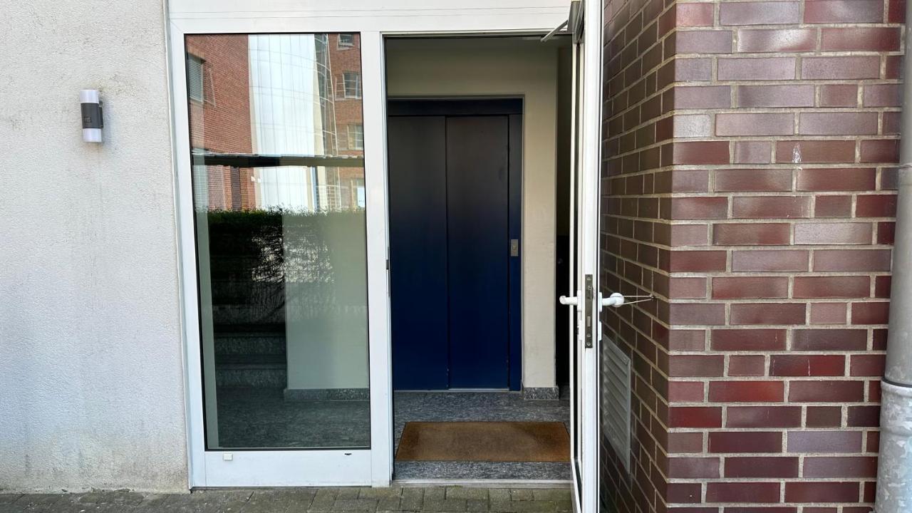 Fischers Ferienwohnung Mit Dachterrasse, Innenstadt 빌헬름스하펜 외부 사진